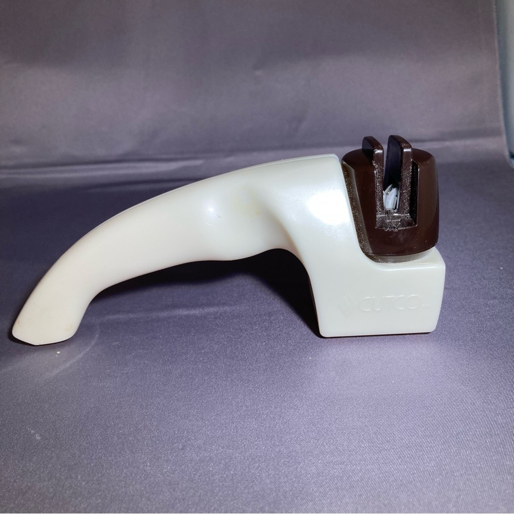CUTCO Kitchen Knife Sharpener Hand Held Pull Through Pearl White Handle - USA